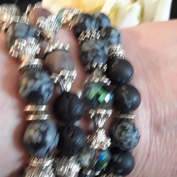 bracelets - Picture 3 of 3